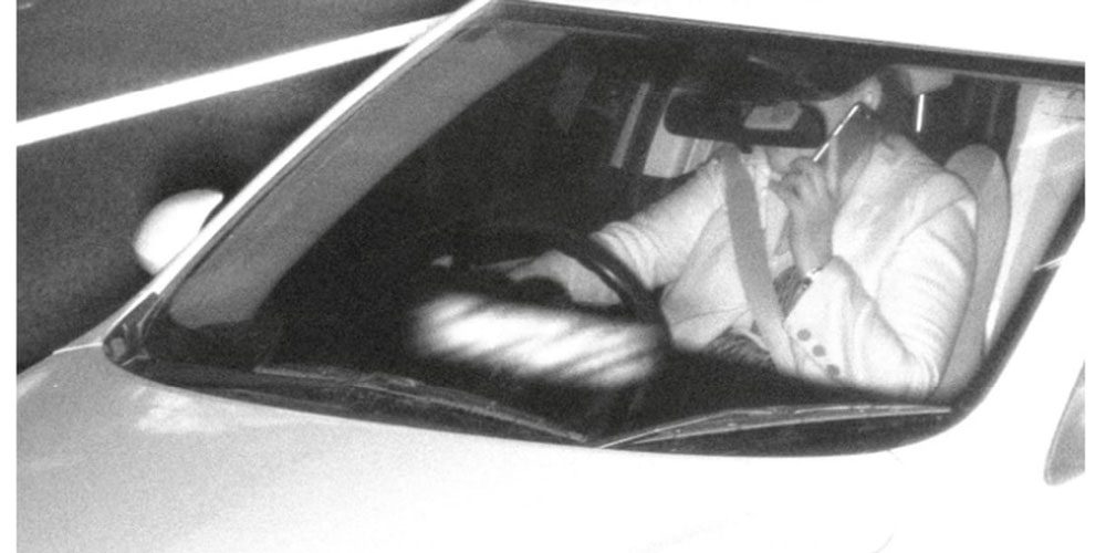 دوربین ردیاب گوشی هنگام رانندگی