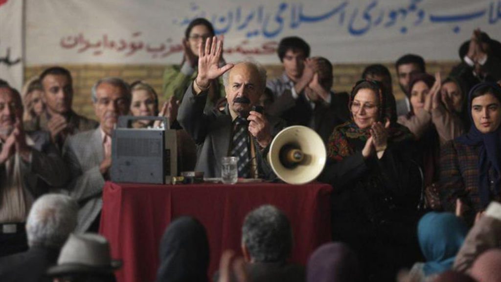 بررسی فیلم لباس شخصی