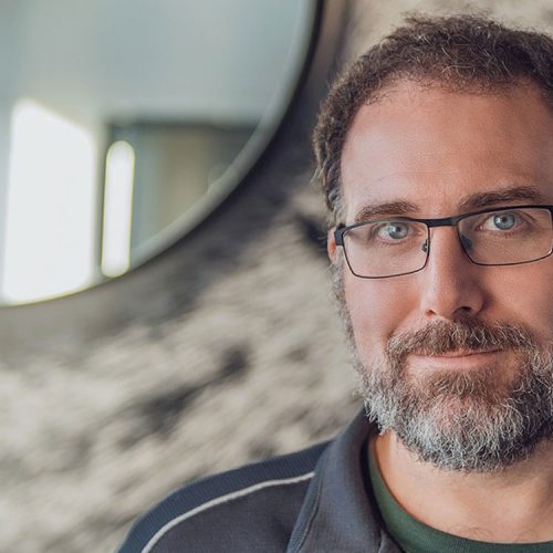 کارگردان سری Dragon Age