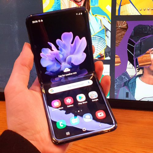 گوشی‌های تاشو