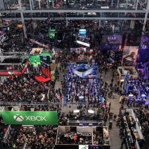 حضور در مراسم PAX East