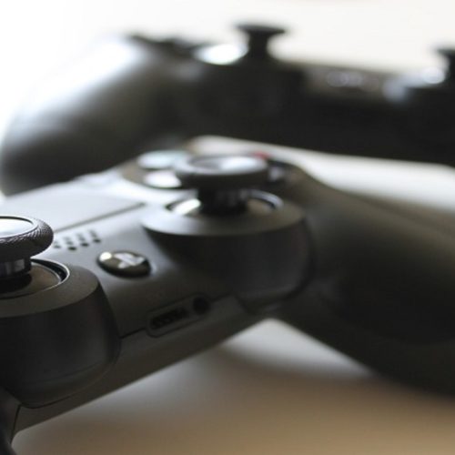 پروانه‌ی انتشار و رده بندی سنی ۷۴ بازی رایانه‌ای