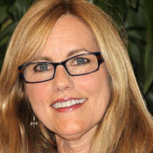 فیلم سی بیسکویت Leslie Pope