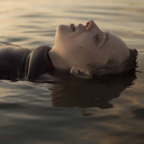 بررسی مینی سریال Unorthodox - ناراست‌کیش