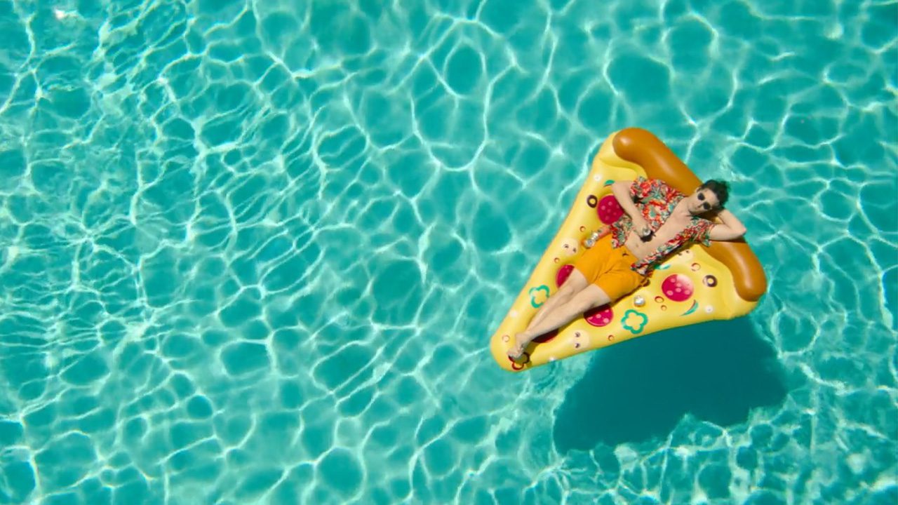 بررسی فیلم Palm Springs - پالم اسپرینگز