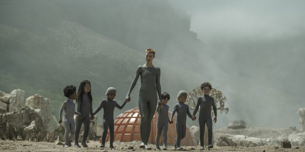 ساخت فصل دوم Raised by Wolves