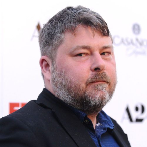 کارگردان Tomb Raider 2