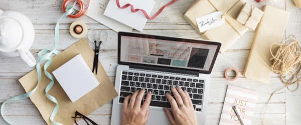 درآمدزایی از شبکههای مجازی و اینترنتی