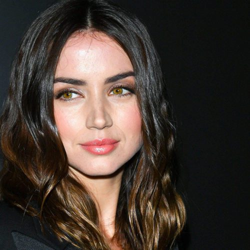 آنا دی آرماس در The Grey man