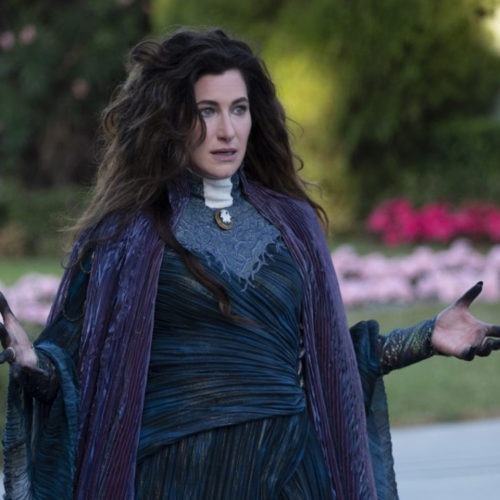 بازیگر فیلم Bad Moms