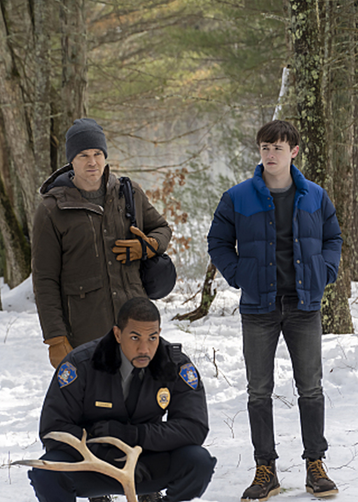 تصویری از دکستر و هریسون پیشت سر میلر