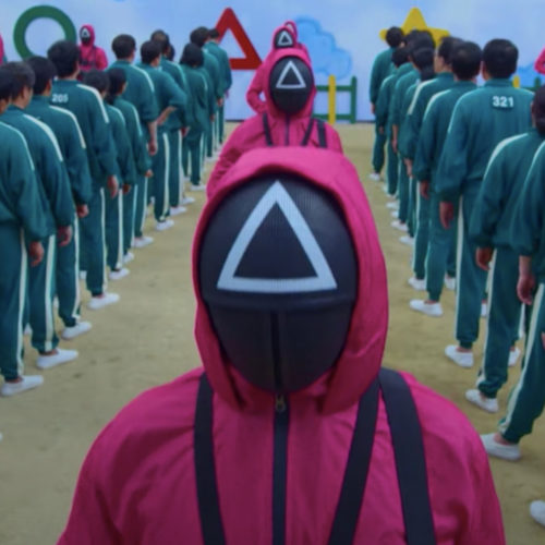 معنی رنگ لباس بازیکنان در اسکویید را در رسانه سرگرمی بخوانید