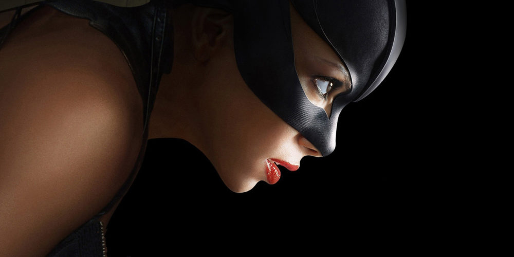 بازیگر فیلم Catwoman 2004