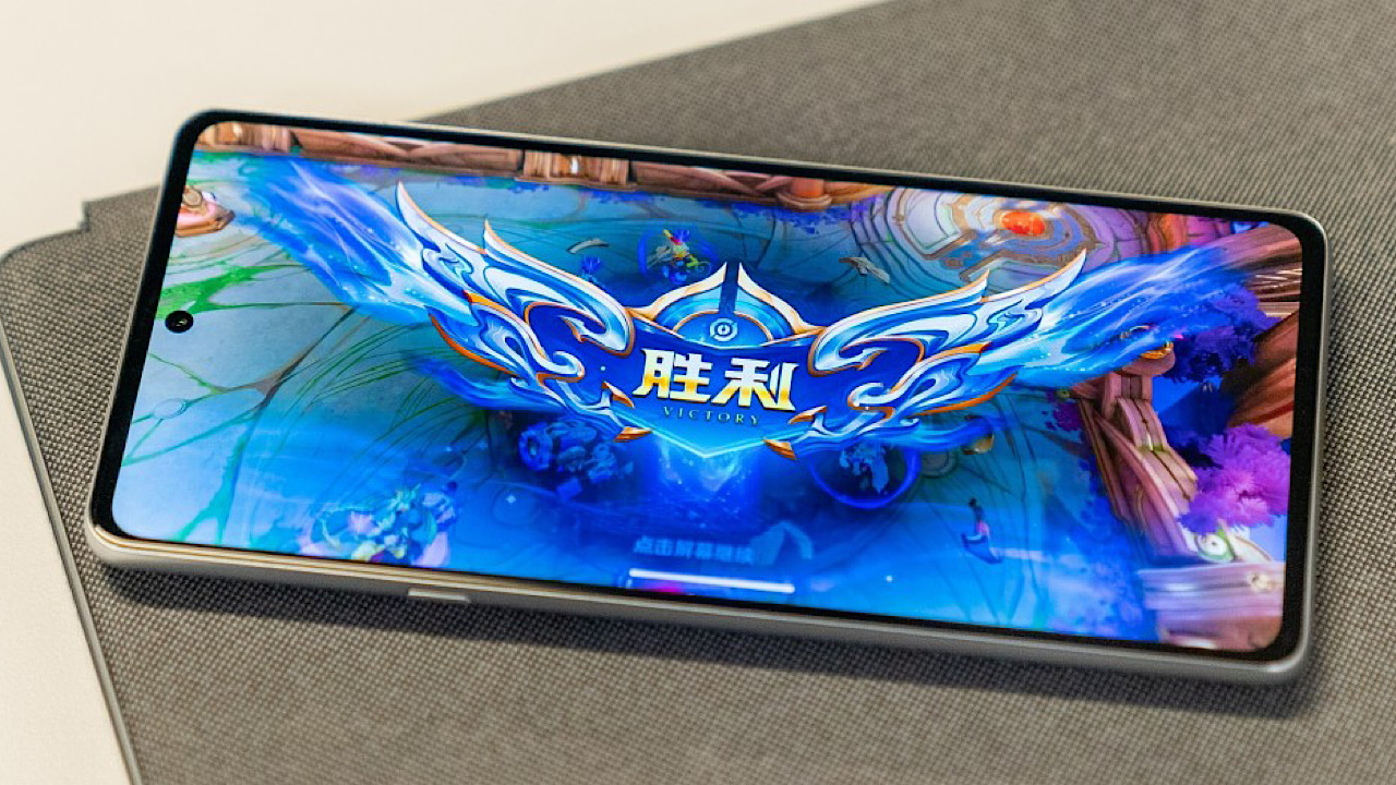 موتورولا Edge X30