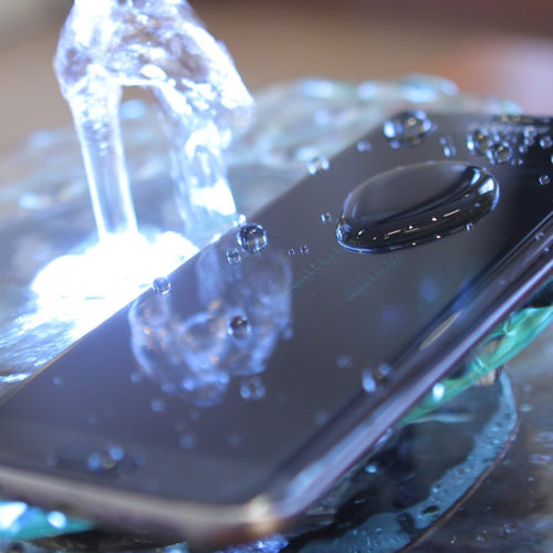 گوشی ضد آب