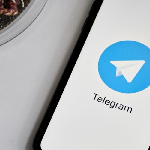 لاگین تلگرام توییتر و واتساپ