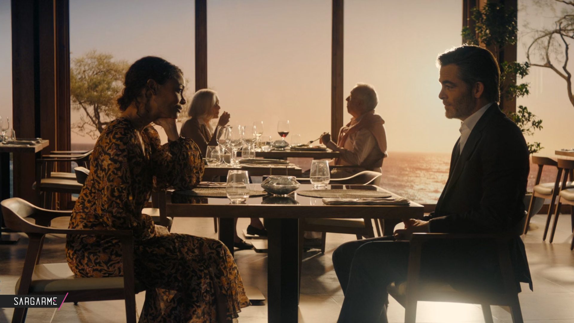 نقد فیلم All the Old Knives