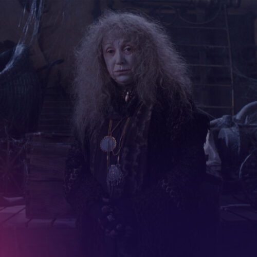 چرا مادربزرگ در سریال Wednesday حضور نداشت؟