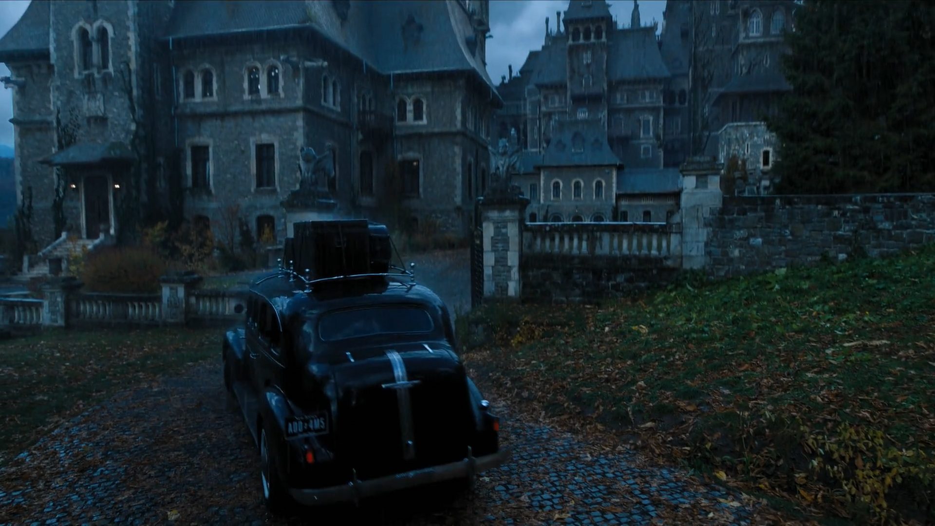 فصل دوم سریال ونزدی - Wednesday