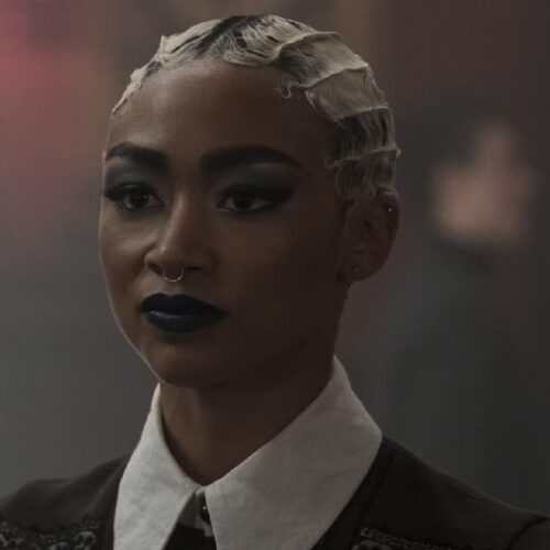 تاتی گابریل در فیلم مورتال کمبت 2