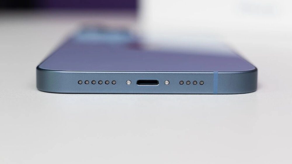 آیفون USB-C