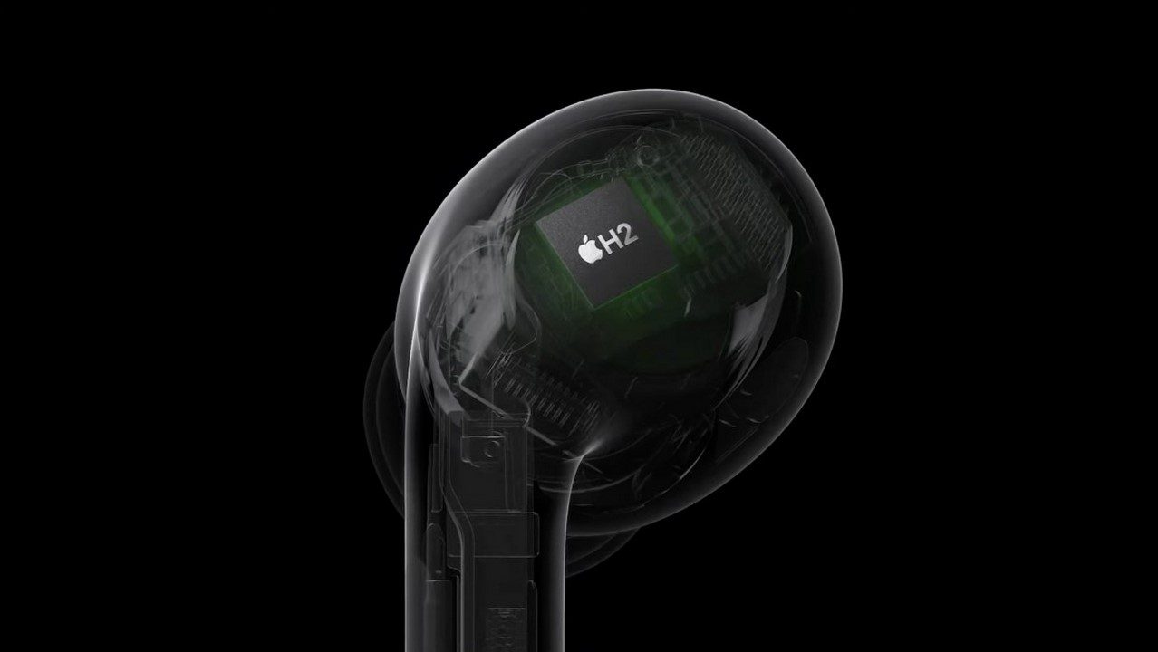 ایرپادز پرو ۲ پورت USB-C