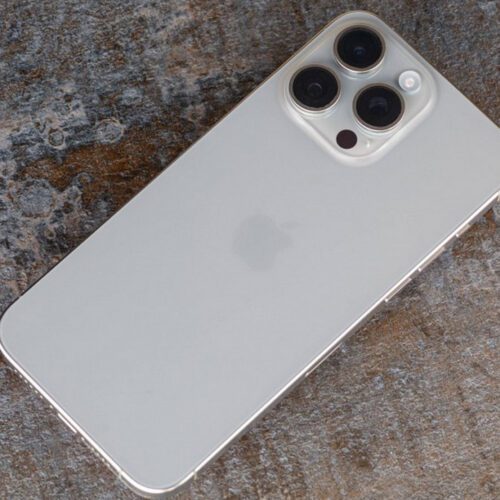 باتری آیفون 16