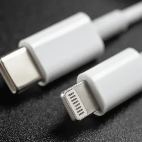 تفاوت پورت USB-C با لایتنینگ
