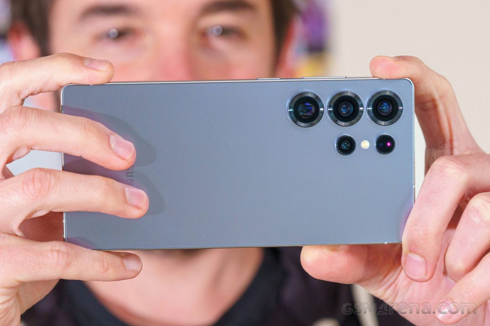 بررسی دوربین گوشی گلکسی S25 اولترا