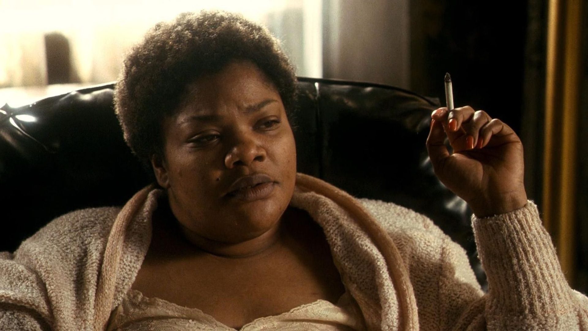 مونیک در نقش مری لی جانستون