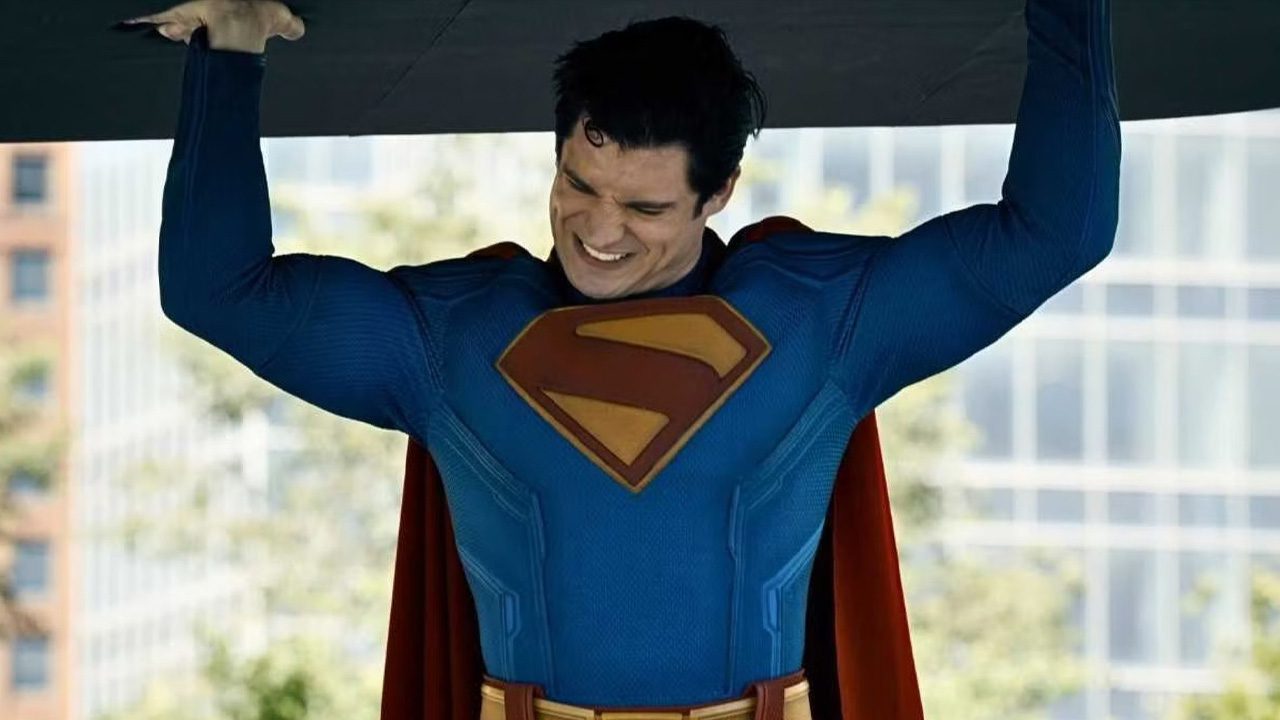 دیوید کورنسوت یا هنری کویل