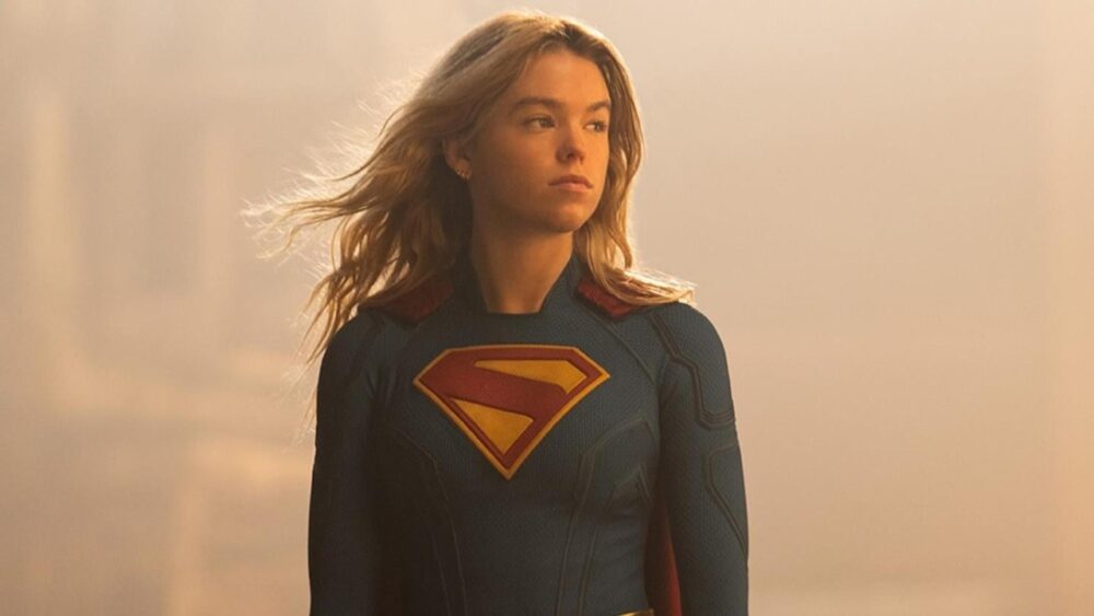 میلی الکاک Supergirl ترولهای آنلاین