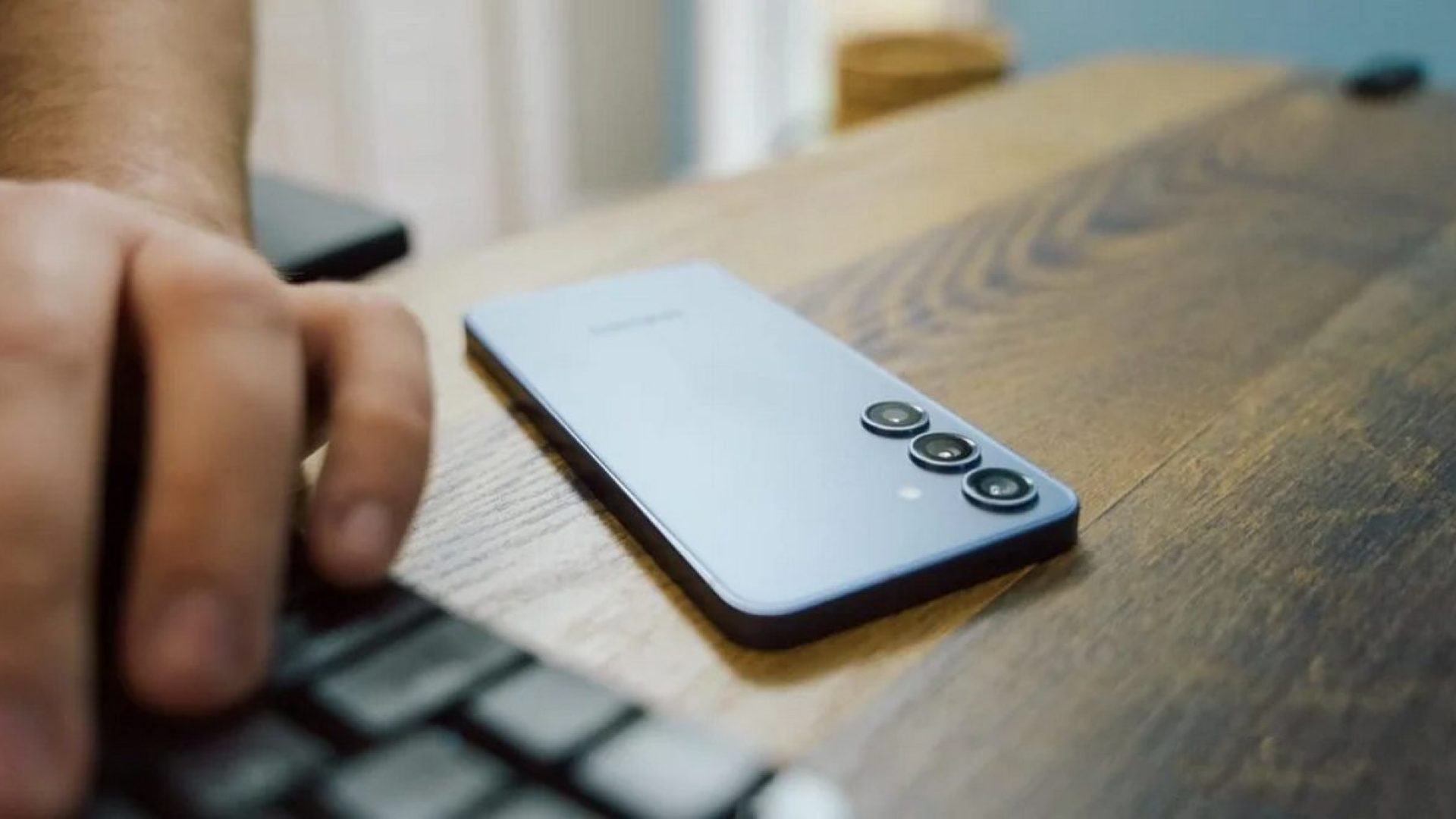 report-galaxy-s25-series-sticks-with-exynos-and-snapdragon-v0-ZvZzim_hTsQEJefSRj1pcY6TDV2q-jY3ZmTLmFcbIhE سامسونگ گلکسی S25 اسلیم